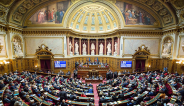 Le Sénat n'approuve pas le discours de politique générale d'Edouard Philippe et s'abstient largement