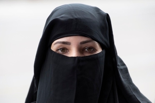 Un pays musulman interdit la burqa