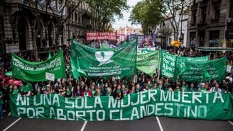 Argentine : le président annonce un projet de loi pour légaliser l'avortement