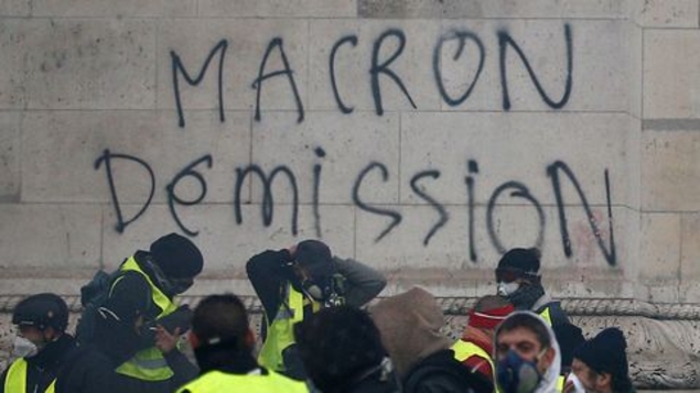 Jean-Yves Le Gallou : « Macron doit partir ! »