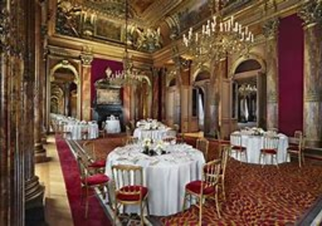 L'amertume des salariés des grands hôtels parisiens