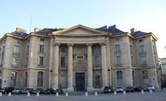 Le "10 pour tous" à Paris 1 : quand l’université sombre dans l’égalitarisme