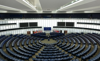 Le Parlement européen considère l'exploitation de la GPA comme une forme de "traite d’être humain"