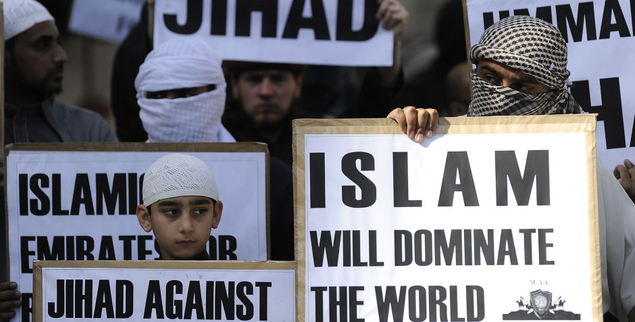 Onfray : “L’islam ne cache pas son désir de s’installer sur toute la planète"